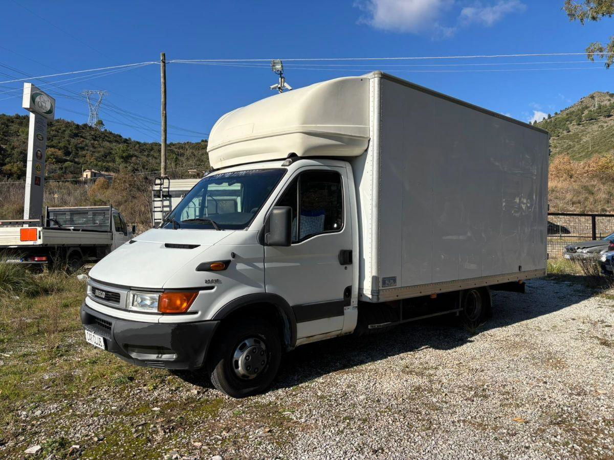 vehicle-thumb-image